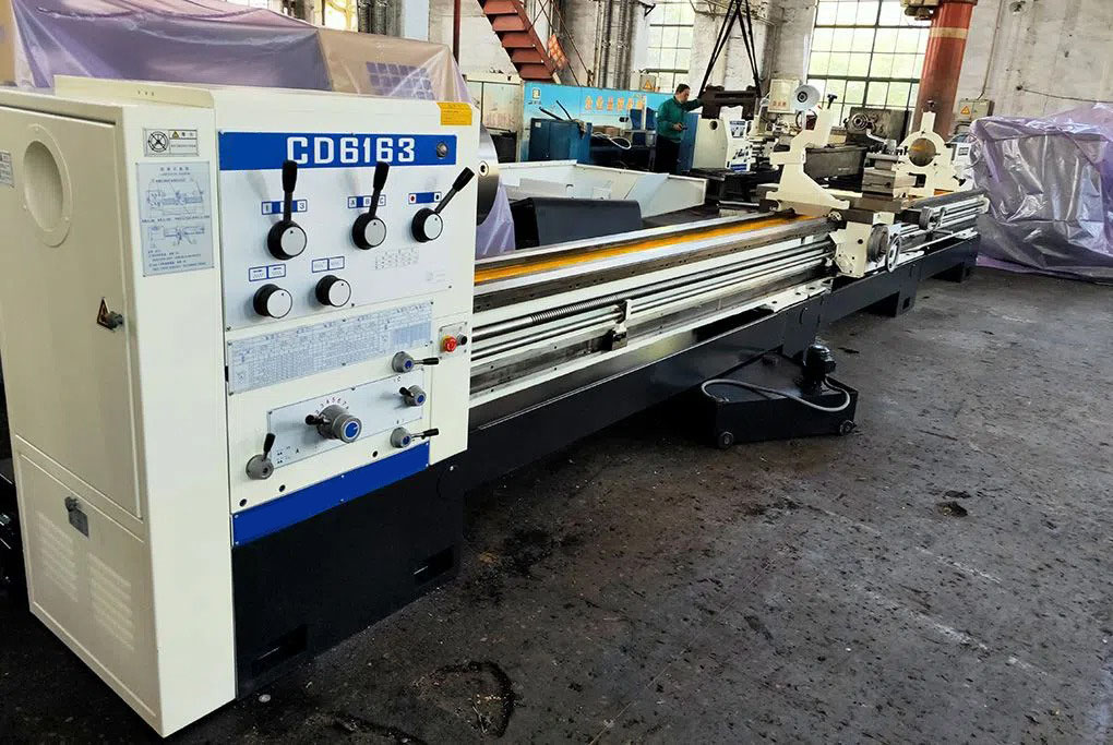 Universal Horizontal Lathe Machine