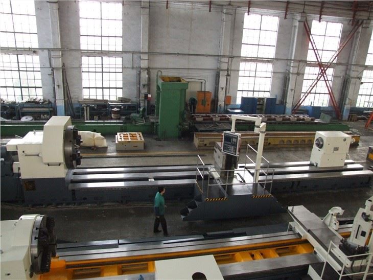 1250mm Heavy Duty CNC Turning Lathe Machine (CK61125B Horizontal CNC Turning Machine)