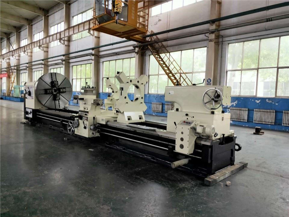 Universal Heavy Duty Horizontal Turning Conventional Lathe Machine (mm-DLE 500)